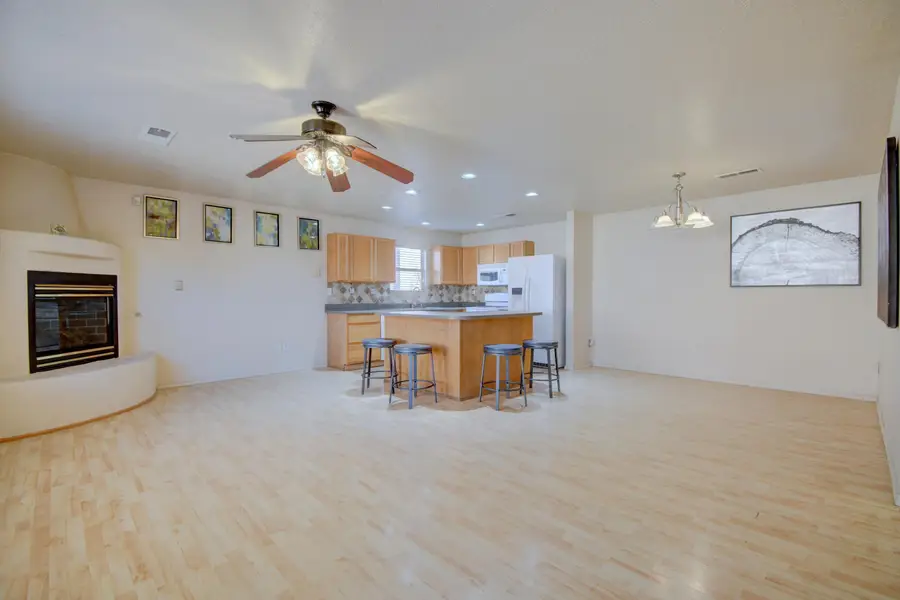 1705 Violetas Road Nw, Albuquerque, NM 87104 - Image #3