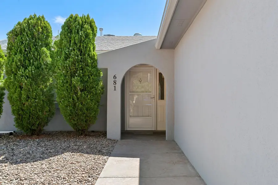 681 Stallion Road Se, Rio Rancho, NM 87124 - Image #3