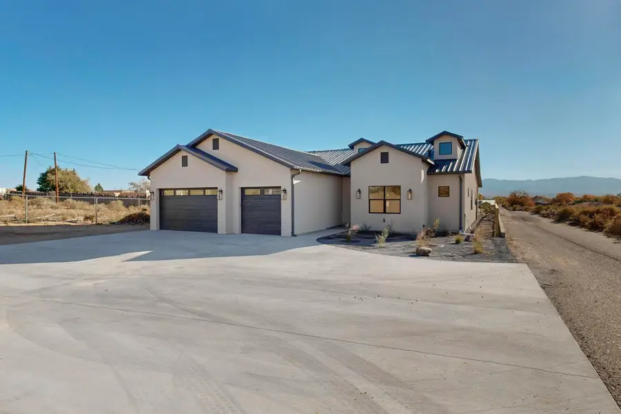 140 Nicky Lane, Corrales, NM 87048 - Image #3
