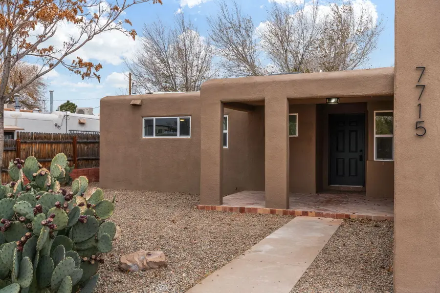 7715 Haines Avenue Ne, Albuquerque, NM 87110 - Image #2