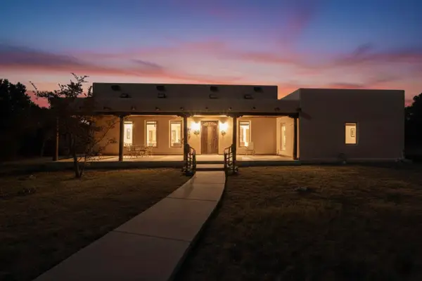 112 Ten Pines Road, Torreon, NM 87061