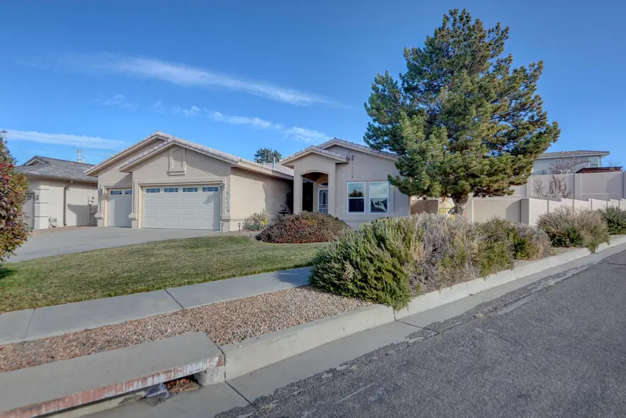 5600 Fulton Court Ne, Albuquerque, NM 87111 - Image #2