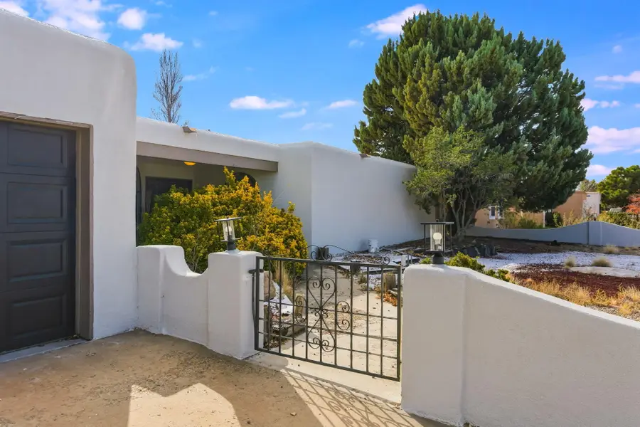 4004 St Andrews Drive Se, Rio Rancho, NM 87124 - Image #3