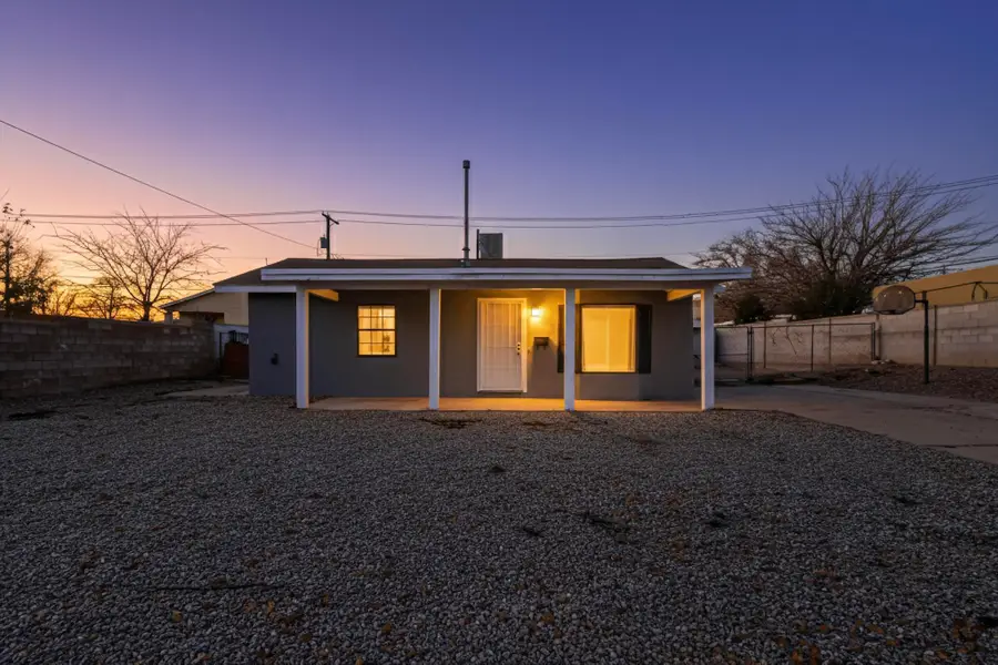 441 Loma Hermosa Drive Nw, Albuquerque, NM 87105 - Image #3