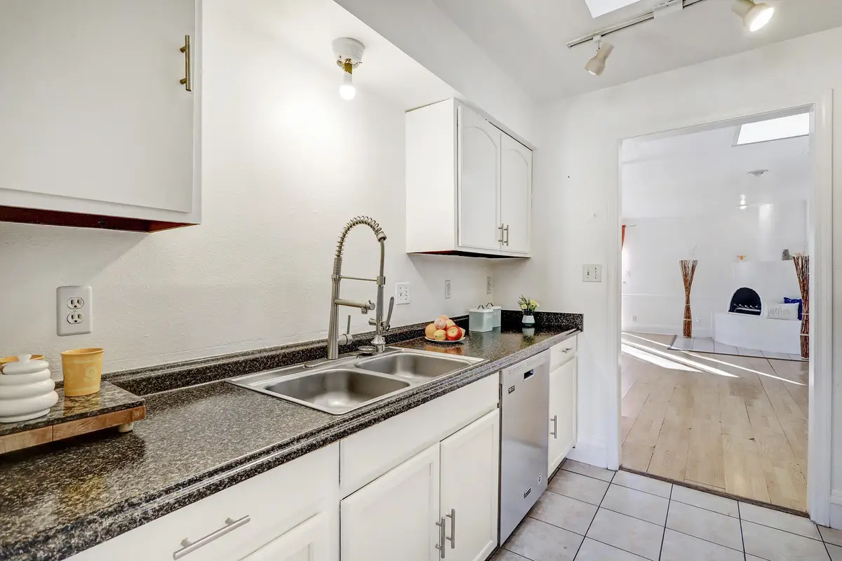 661 Stallion Road Se, Rio Rancho, NM 87124 - Image #1