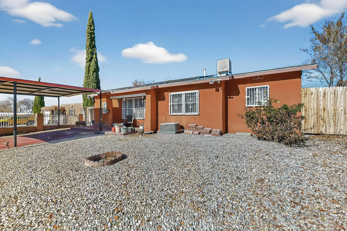 10217 Menaul Boulevard Ne, Albuquerque, NM 87112 - Image #1
