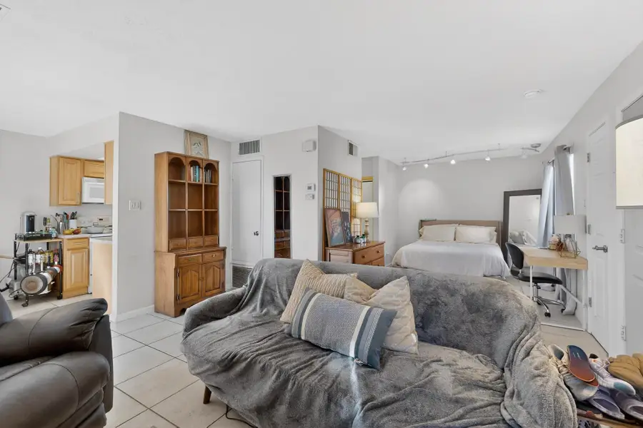 5901 Mckinney Drive Ne, Albuquerque, NM 87109 - Image #3