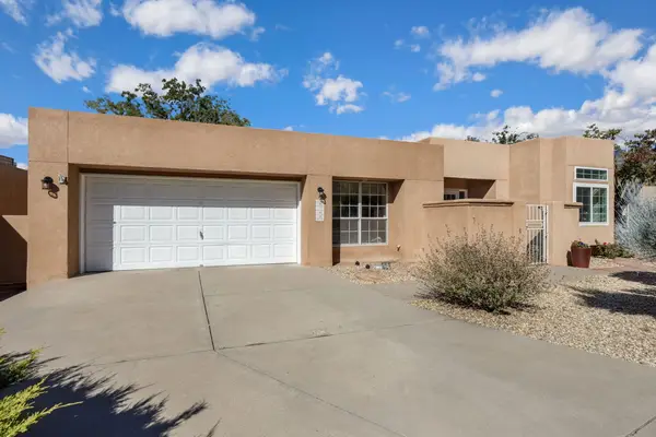 5745 Peppertree Place Ne, Albuquerque, NM 87111
