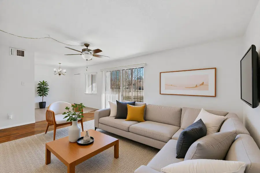 925 Country Club Drive Se #APT C, Rio Rancho, NM 87124 - Image #2