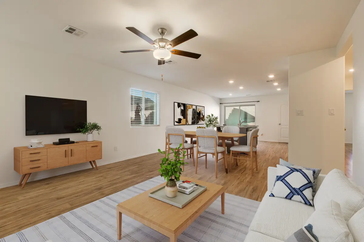 456 Chafey Drive Sw, Los Lunas, NM 87031 - #1