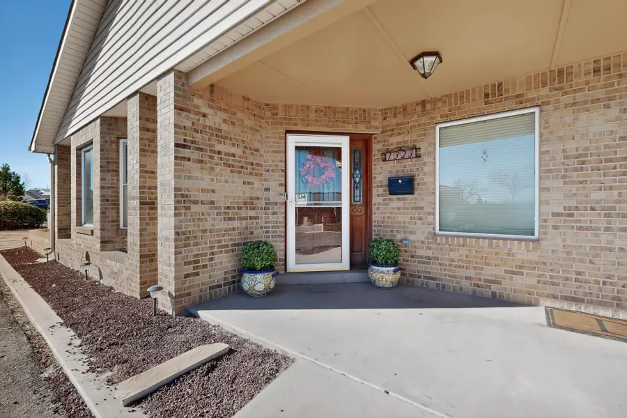 1323 Crestview Drive Sw, Los Lunas, NM 87031 - Image #2