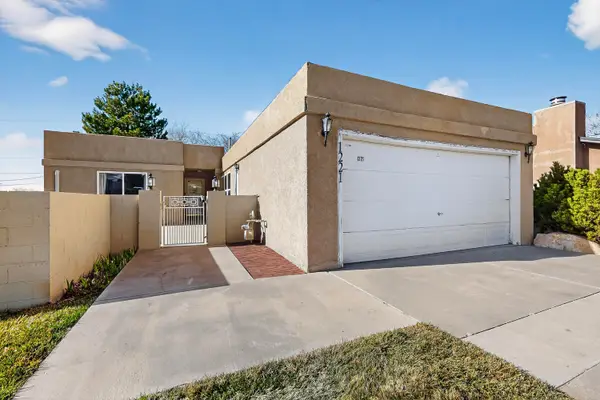 1221 La Charles Drive Ne, Albuquerque, NM 87112