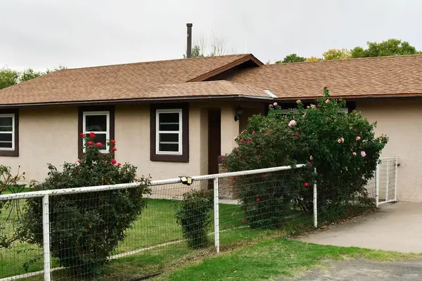 344 Merlot Lane, Los Lunas, NM 87031