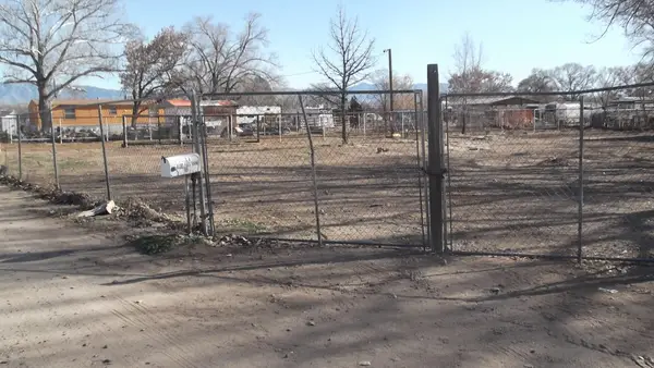 1 Firefall Lane, Los Lunas, NM 87031