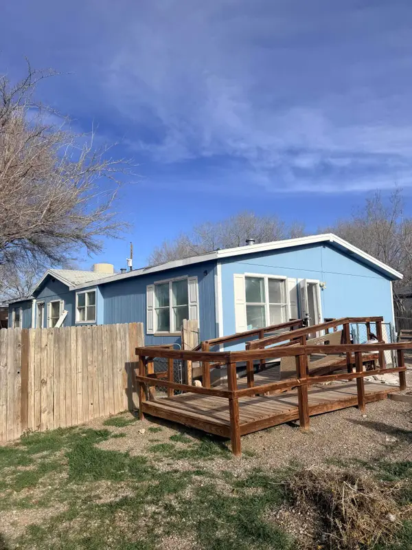 364 Mary Hill Road, Bernalillo, NM 87004