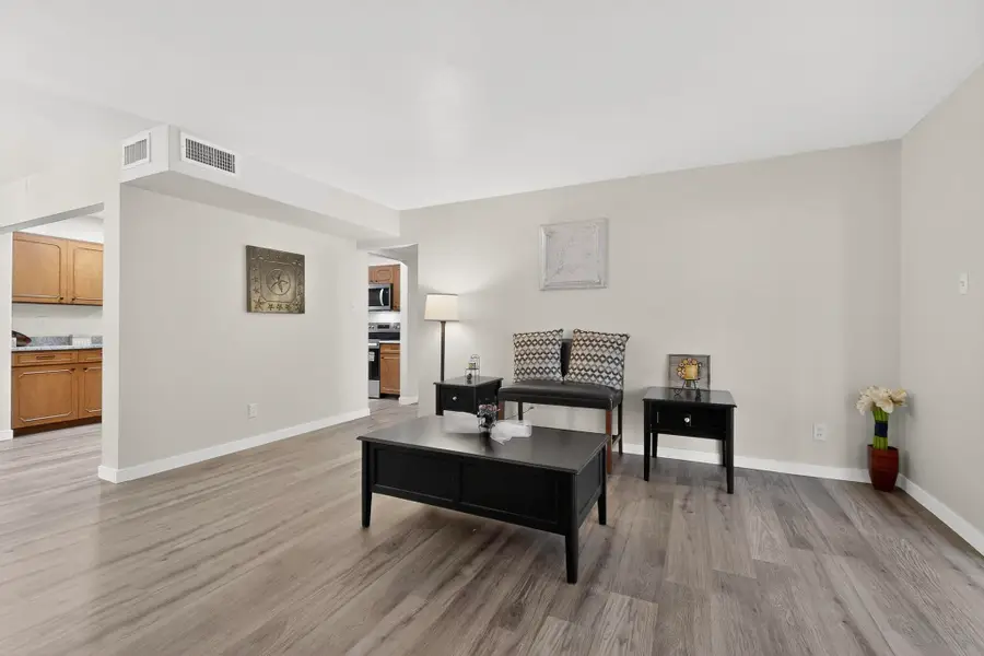 10401 Princess Jeanne Avenue Ne, Albuquerque, NM 87112 - Image #3