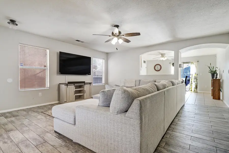 7924 Tiffany Road Sw, Albuquerque, NM 87121 - Image #3
