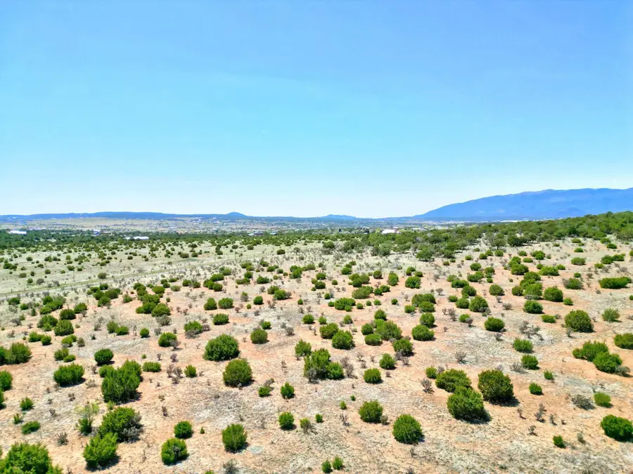 201 Entranosa Lot 1 Road, Edgewood, NM 87015 - Image #2