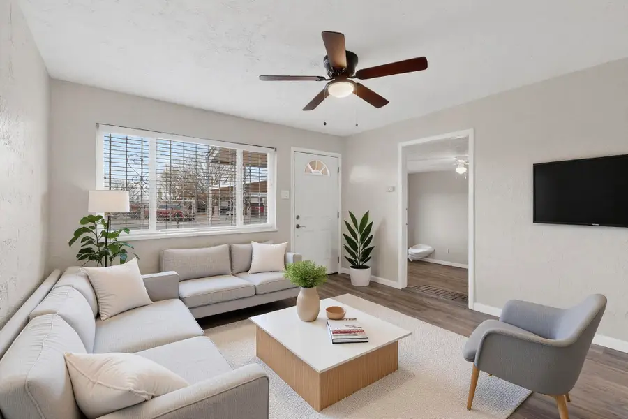 1920 Sanford Avenue Sw, Albuquerque, NM 87105 - #3