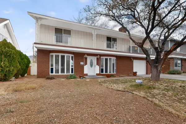 1620 Moon Street Ne, Albuquerque, NM 87112