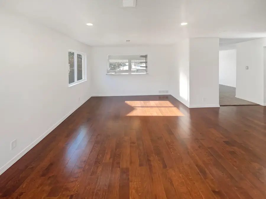 1217 Kirby Street Ne, Albuquerque, NM 87112 - Image #3