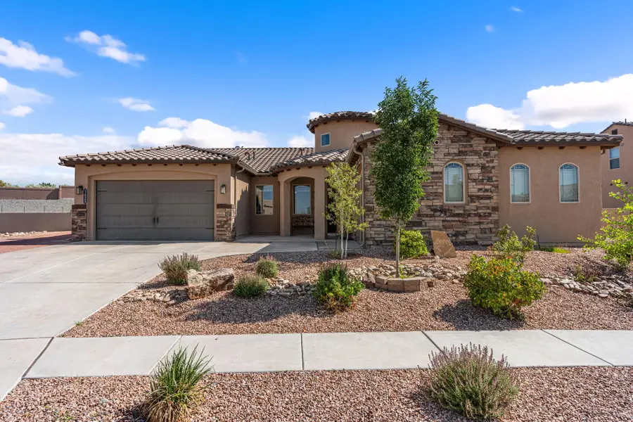5625 Pikes Peak Loop Ne, Rio Rancho, NM 87144 - Image #2