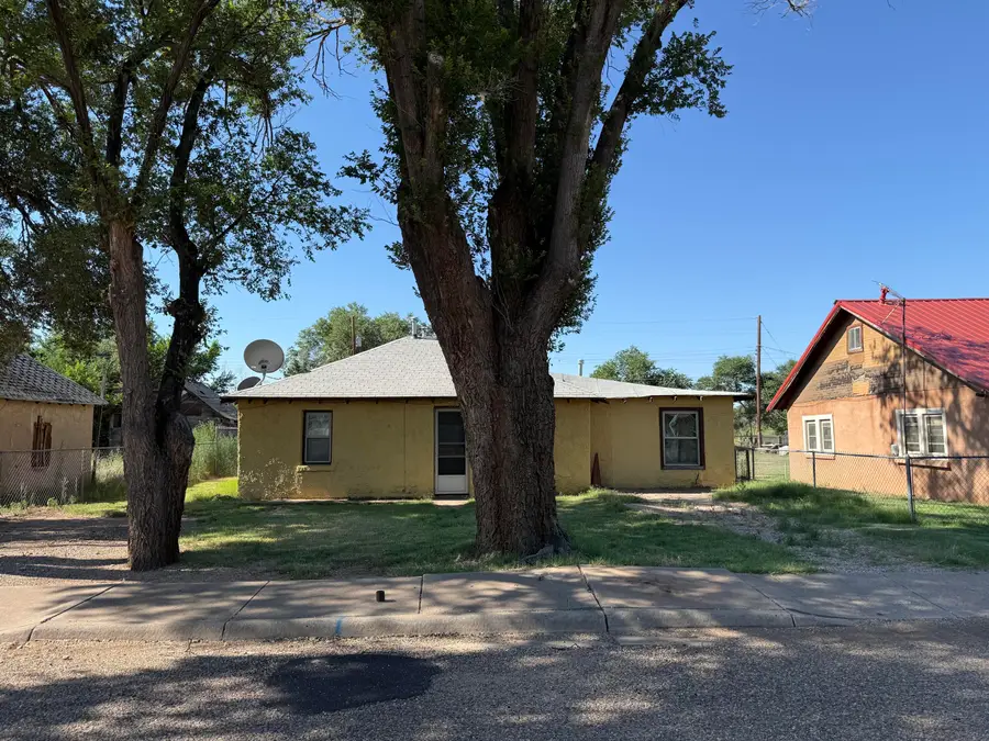 310 E Elm Avenue, Tucumcari, NM 88401 - #2