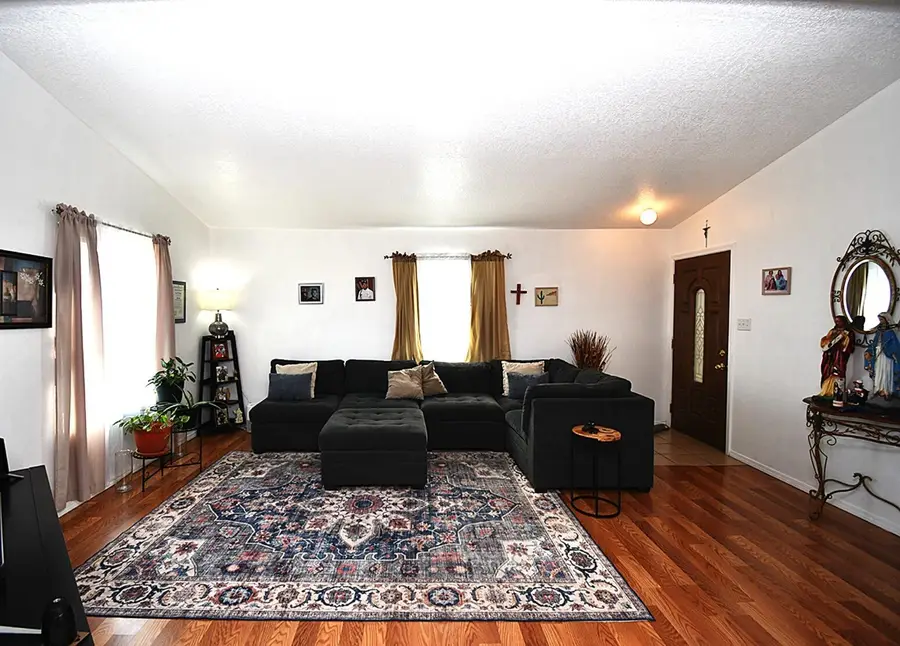 9726 Atrisco Ranch Road Sw, Albuquerque, NM 87121 - Image #2