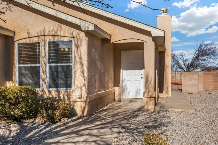 6139 Bisbee Place Nw, Albuquerque, NM 87114 - Image #2
