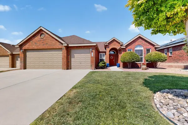 1605 Corte Castellana Ne, Rio Rancho, NM 87124