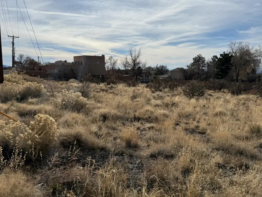 12520 Elena Drive Ne, Albuquerque, NM 87122 - Image #2