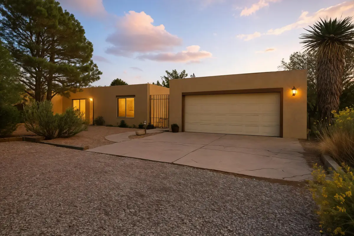 925 Tramway Lane Ne, Albuquerque, NM 87122 - Image #1