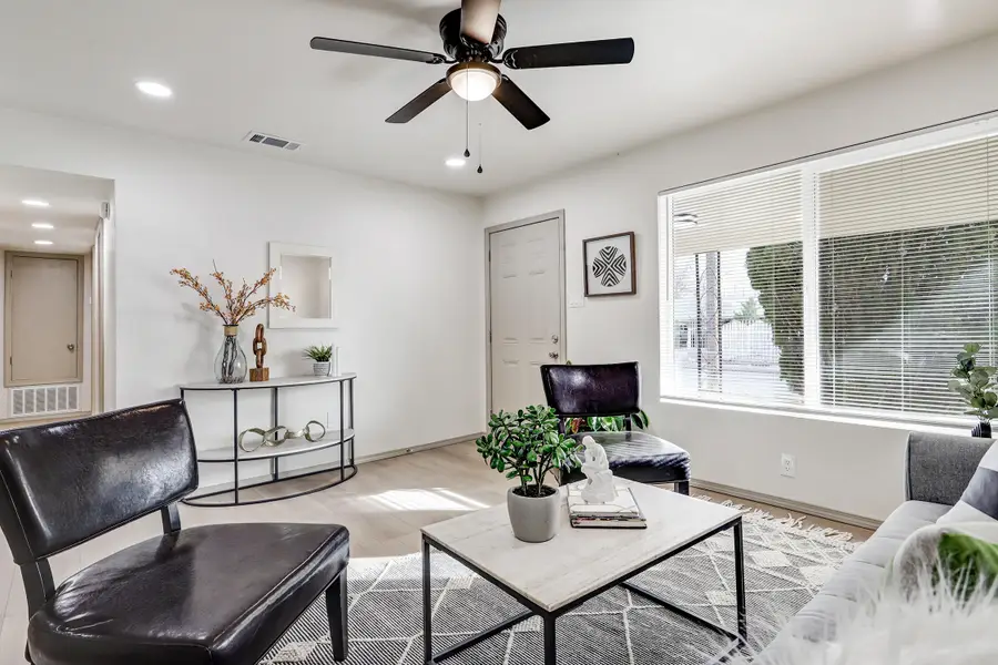 307 Wheeler Avenue Se, Albuquerque, NM 87102 - Image #3