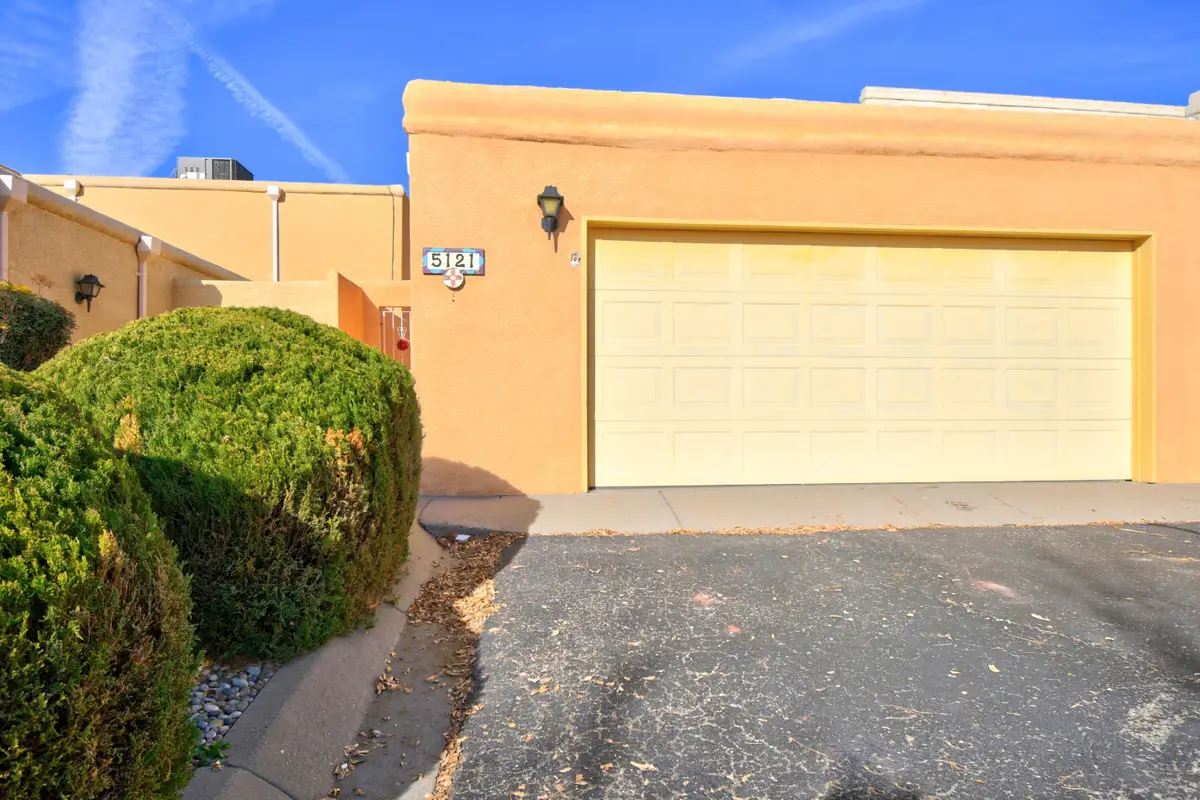 5121 Pinata Place Ne, Albuquerque, NM 87109 - Image #1