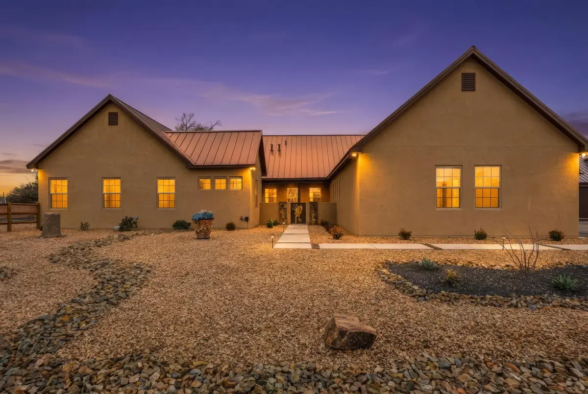 1 Crew Lane, Corrales, NM 87048 - Image #1
