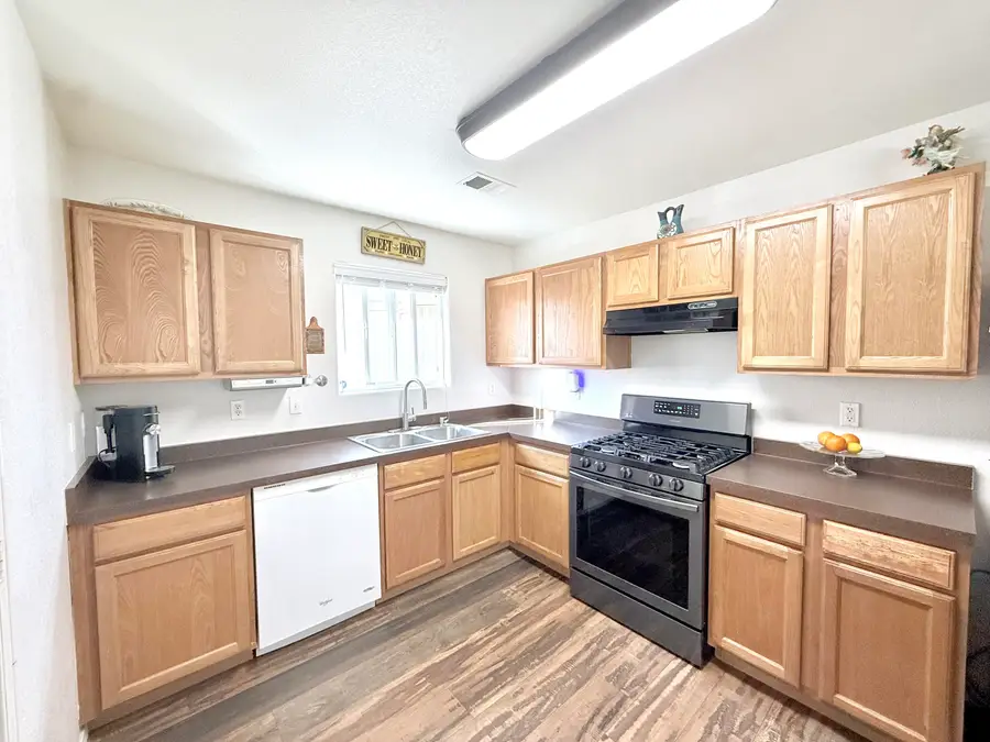 8915 Violet Orchid Trail Sw, Albuquerque, NM 87121 - Image #3