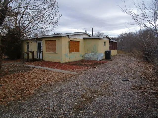 2618 Cuatro Milpas Road Sw, Albuquerque, NM 87105 - Image #2