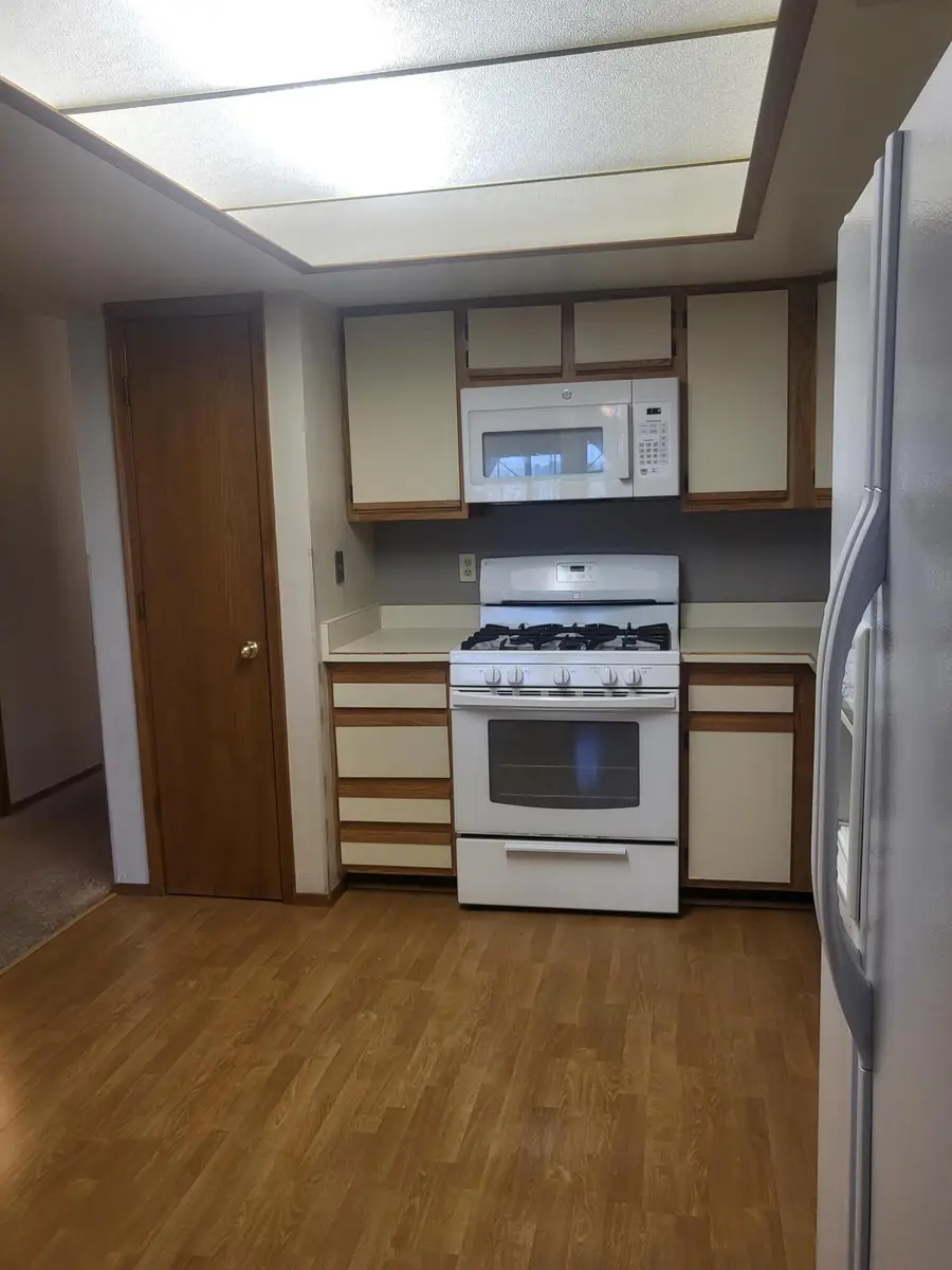 831 Country Club Drive Se #APT 2F, Rio Rancho, NM 87124 - Image #3