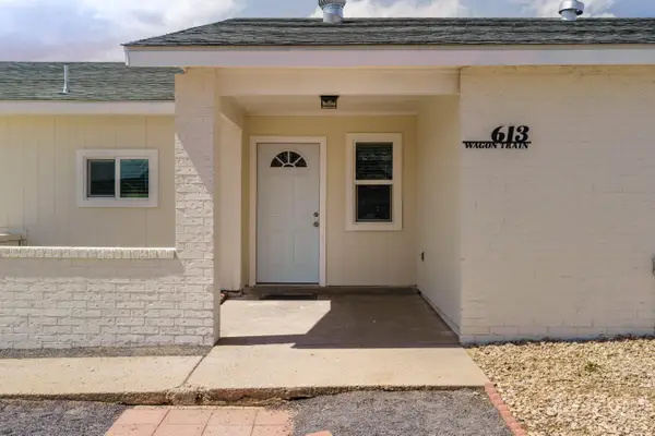 613 Wagon Train Drive Se, Rio Rancho, NM 87124