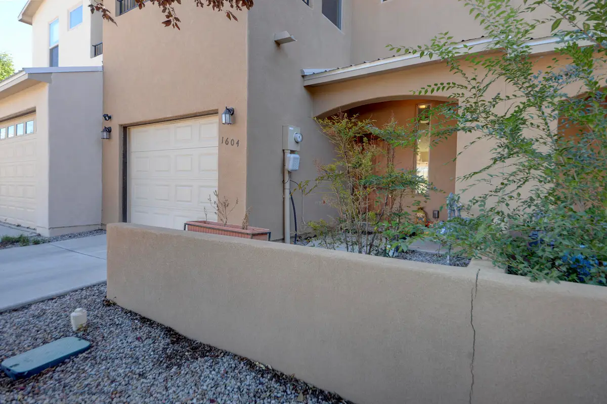 1604 Cheshire Court Nw, Albuquerque, NM 87104 - Image #1