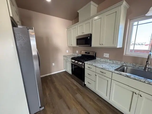 422 N Lala Street, Belen, NM 87002 - #2