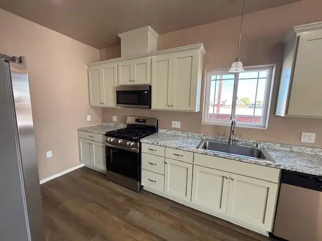 422 N Lala Street, Belen, NM 87002 - #3