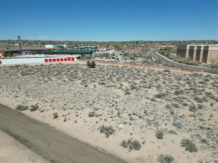 1833 11th Avenue Se, Rio Rancho, NM 87124 - Image #2