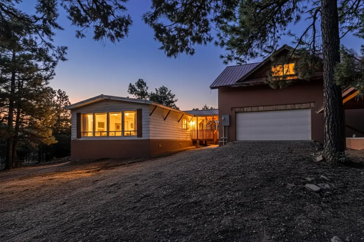36 Mockingbird Drive, Tijeras, NM 87059 - Image #1