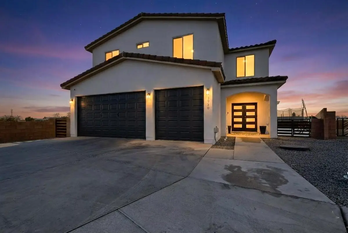 3930 Jaxson Lane, Santa Fe, NM 87507 - Image #1