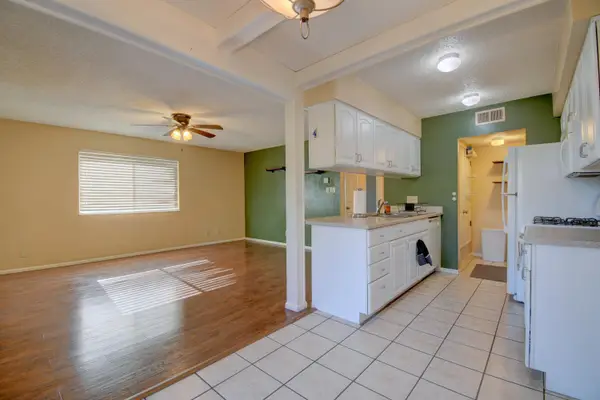 8445 Chambers Court Ne #D, Albuquerque, NM 87111