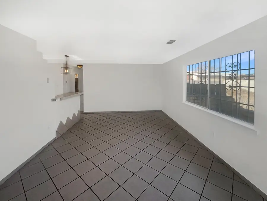 1333 Lucretia Street Sw, Albuquerque, NM 87121 - Image #3