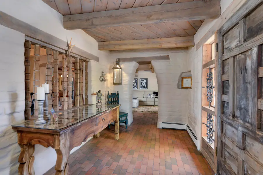 1016 Acequia Trail Nw, Los Ranchos De Albuquerque, NM 87107 - Image #2