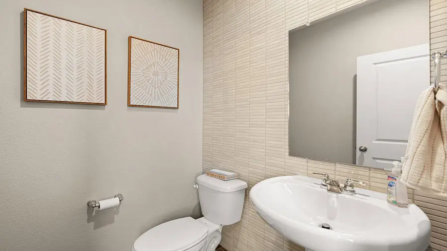 1528 Woods Street Ne, Rio Rancho, NM 87144 - Image #2