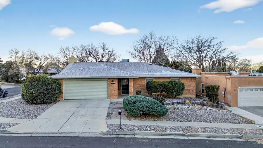 8912 Cherry Hills Road Ne, Albuquerque, NM 87111 - Image #2